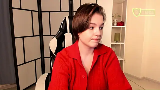 LynBrow online show from January 19, 12:50 pm