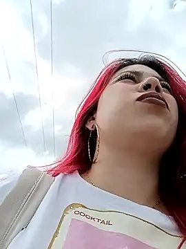 aurora sky11 online show from November 3, 3:24 pm