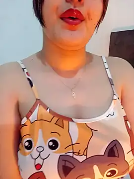 im here- online show from February 10, 7:51 pm