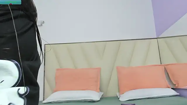 Laia and Aloby online show from January 31, 10:08 pm