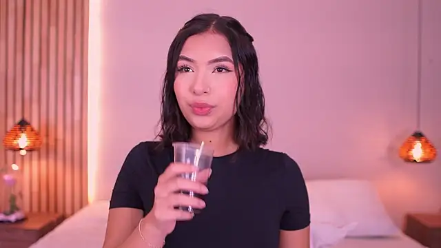 SofiaCortez  online show from October 1, 12:11 pm