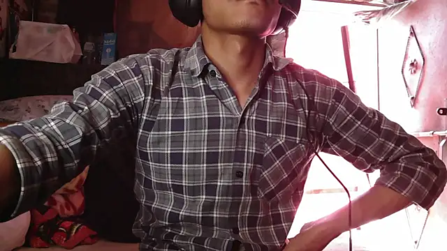 Dreamdaze2025 online show from April 12, 5:34 am