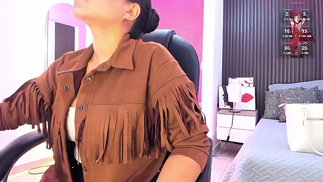 Snapshot of natasha__jackson chatting on January 9, 12:30 pm natasha jackson online show from January 9, 12:30 pm