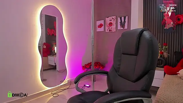 Snapshot of natasha__jackson chatting on February 10, 11:58 am natasha jackson online show from February 10, 11:58 am