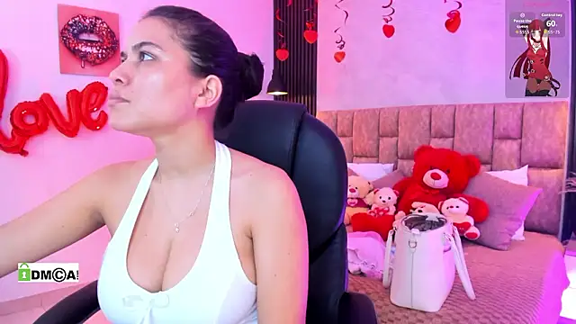 Snapshot of natasha__jackson chatting on February 13, 12:01 pm natasha jackson online show from February 13, 12:01 pm