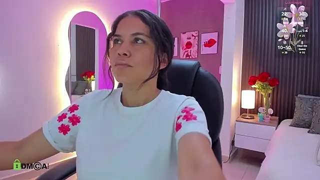 Snapshot of natasha__jackson chatting on April 11, 11:58 am natasha jackson online show from April 11, 11:58 am