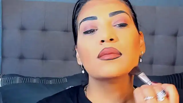 AmyCubes online show from October 29, 4:59 am