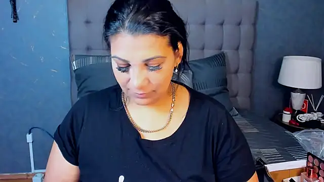 AmyCubes online show from November 7, 7:19 am