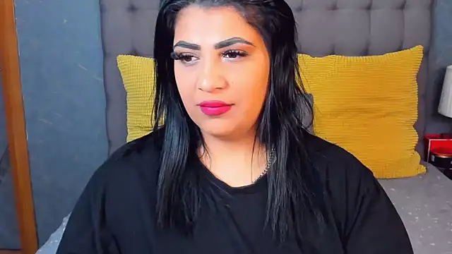 Snapshot of AmyCubes chatting on February 1, 7:29 am AmyCubes online show from February 1, 7:29 am