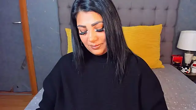 Snapshot of AmyCubes chatting on February 3, 6:40 am AmyCubes online show from February 3, 6:40 am