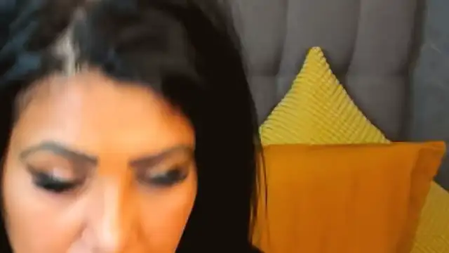 AmyCubes online show from March 19, 4:44 pm