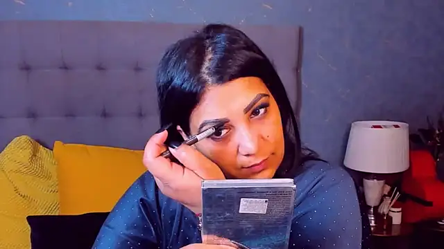 AmyCubes online show from April 2, 3:04 am