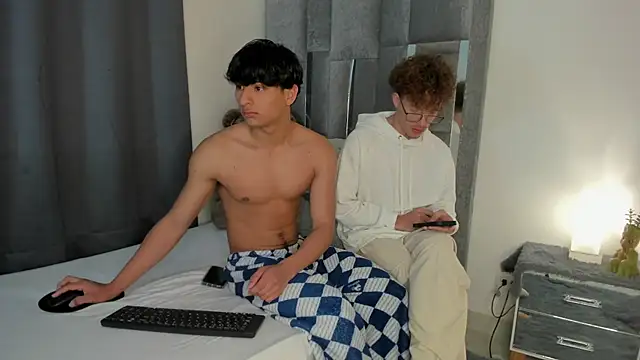 All3ssandr0 online show from November 14, 12:15 pm