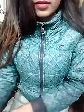 Sreya213 online show from December 4, 3:32 pm