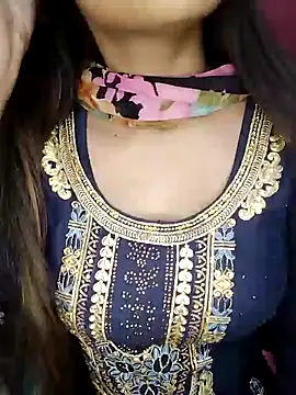 Sreya213 online show from January 30, 8:53 pm