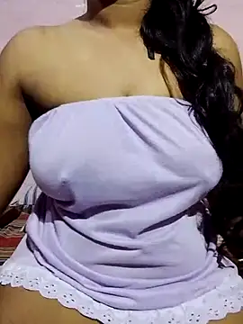 Snapshot of Diwya69 chatting on July 16, 3:34 am Diwya69 online show from July 16, 3:34 am