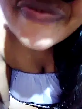 Snapshot of Diwya69 chatting on July 17, 7:41 pm Diwya69 online show from July 17, 7:41 pm