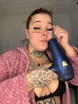 elina may online show from February 2, 8:02 am