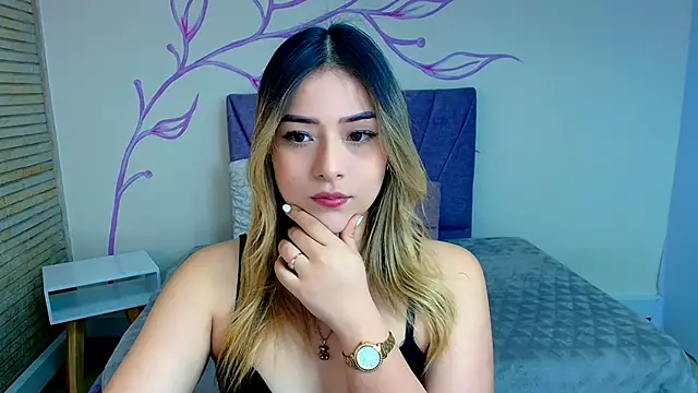 Snapshot of DahliaMoore chatting on December 17, 12:22 pm DahliaMoore online show from December 17, 12:22 pm