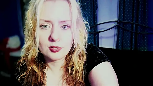 SkarlettRose96 online show from November 26, 4:52 pm