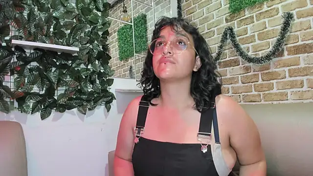 kory mansson online show from March 22, 8:04 pm