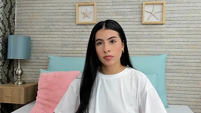 IssabellaLopez online show from December 3, 7:55 pm