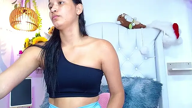 Snapshot of Alison_Wiley chatting on February 21, 2:34 am Alison Wiley online show from February 21, 2:34 am