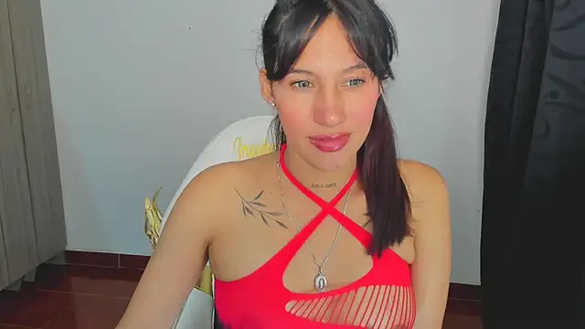 victoriia sweet  online show from March 12, 6:00 pm