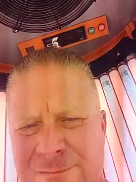 swingr online show from March 7, 12:45 pm