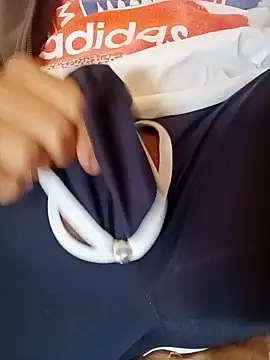 Snapshot of El_baby12 chatting on November 20, 9:31 am El baby12 online show from November 20, 9:31 am