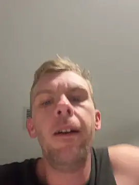 aus guy93 online show from November 1, 12:51 pm