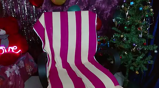 Naughty Ayesha1 online show from December 24, 4:44 am