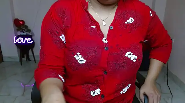 Naughty Ayesha1 online show from February 21, 3:45 am