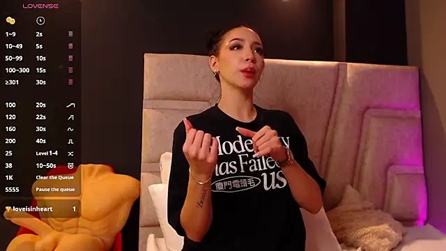 DanielaMarnt online show from March 22, 8:26 pm