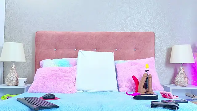 AlliciaKim online show from September 28, 7:19 pm