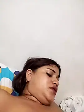perlita05 online show from January 19, 8:19 pm