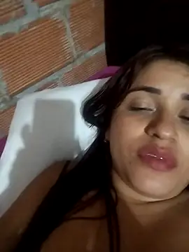 perlita05 online show from January 25, 8:10 am