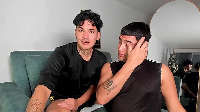 MatheoVelez online show from January 3, 11:35 am