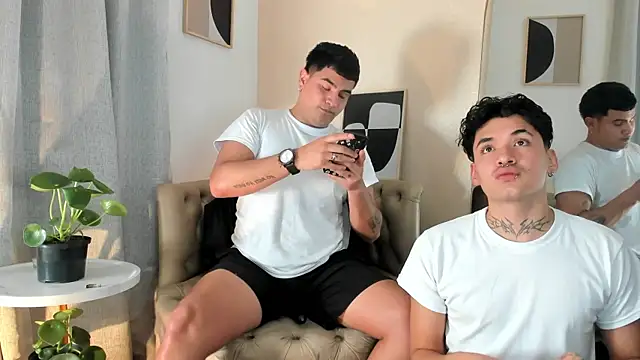 MatheoVelez online show from January 24, 10:32 am