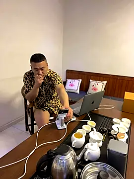 ShaoZian 1 online show from October 31, 5:36 pm