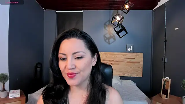 Annaa rosee online show from January 9, 3:26 am