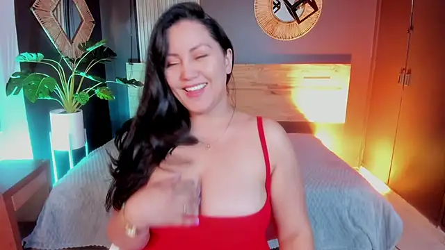 Annaa rosee online show from February 17, 3:14 am