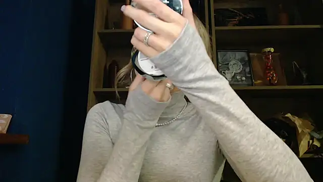 Your Jessy online show from November 17, 1:06 pm