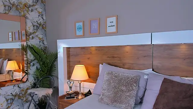 EmaBakker online show from March 14, 6:41 am