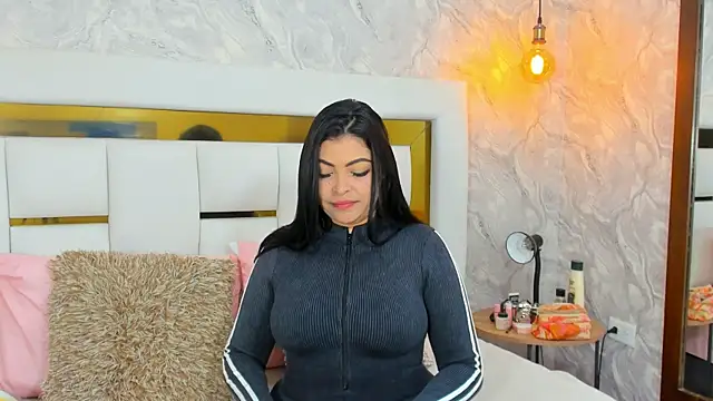 EmaBakker online show from April 5, 7:49 am