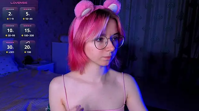 Nora Failure online show from October 14, 8:59 am