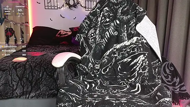 Snapshot of Devil_s_bride chatting on January 31, 8:51 pm Devil s bride online show from January 31, 8:51 pm