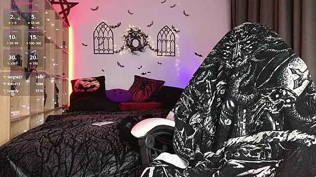 Snapshot of Devil_s_bride chatting on February 17, 10:16 pm Devil s bride online show from February 17, 10:16 pm