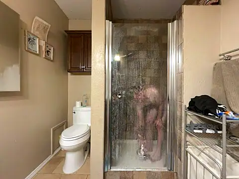 twentywithafelonyy online show from December 14, 6:52 am