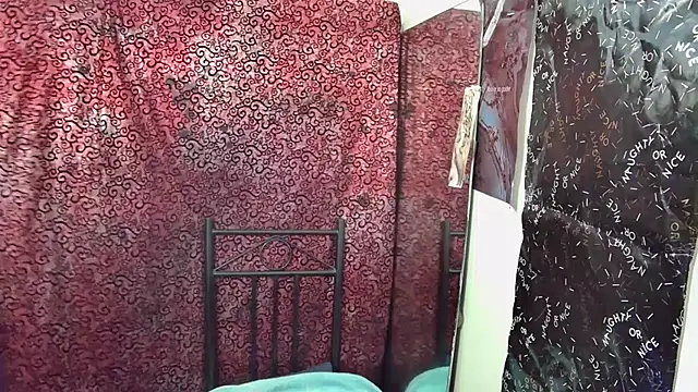 GoddessLorenaTheeSiren online show from January 8, 6:37 am